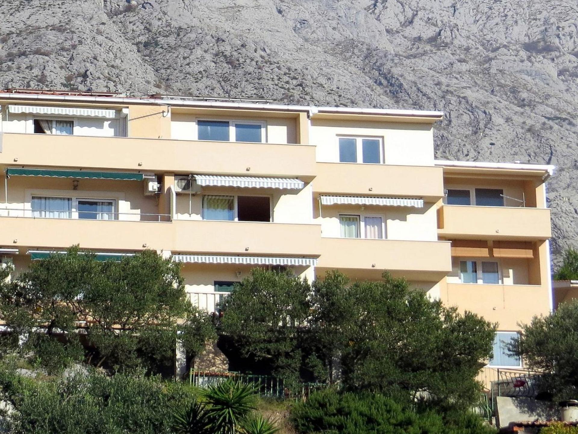 Apartments Marijo Baska Voda Luaran gambar